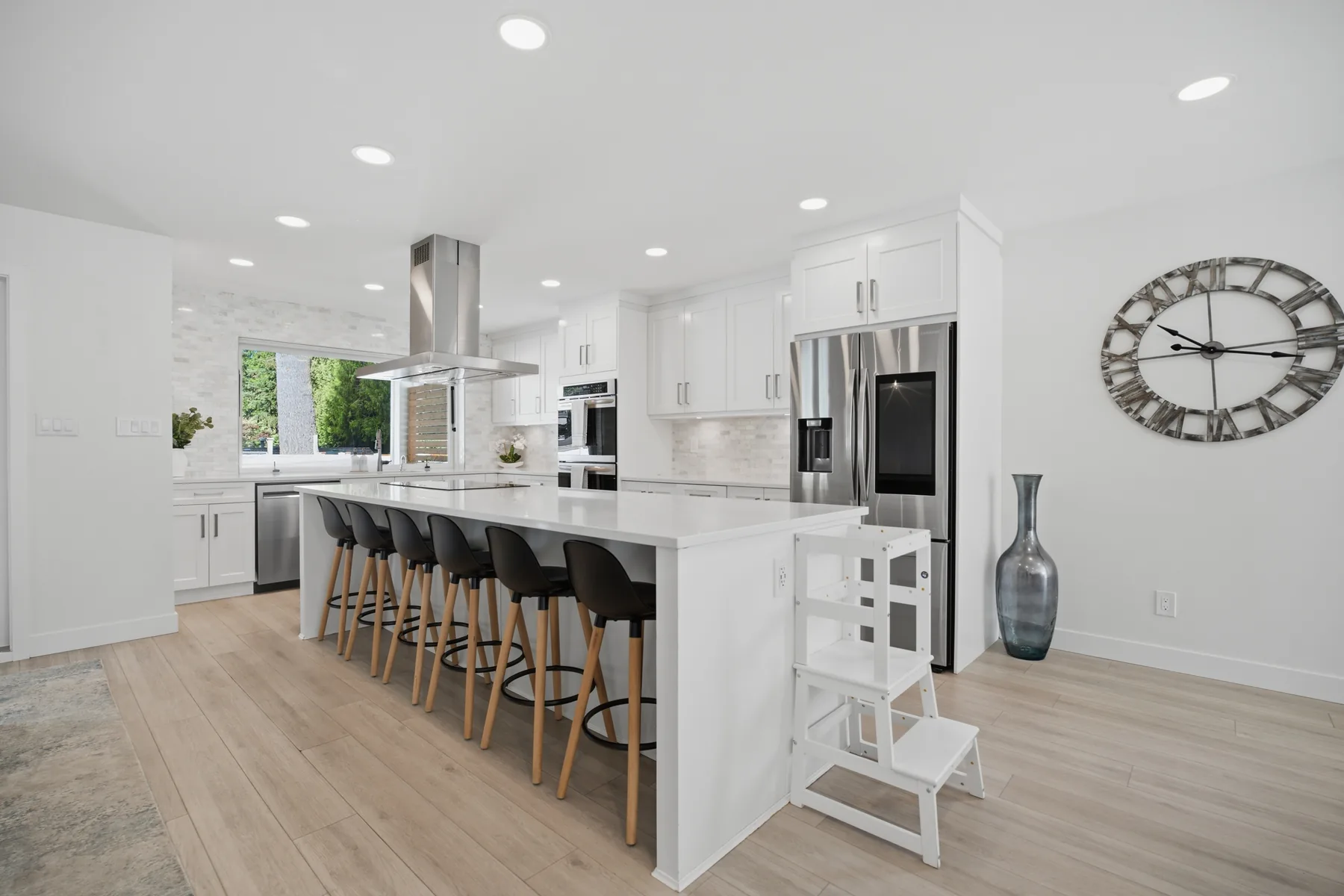 Grosvenor Place, Abbotsford, frame 3