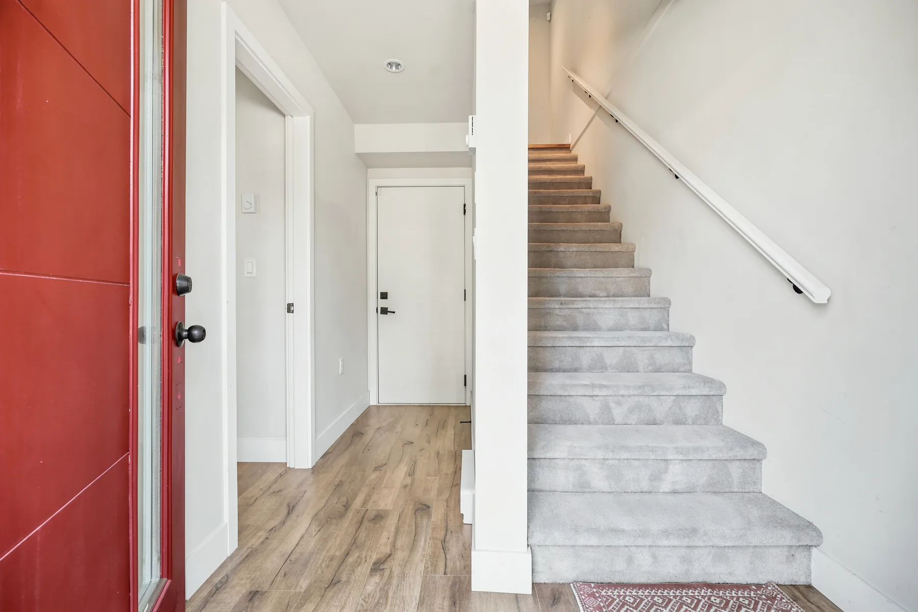 McKenzie Road, Abbotsford, frame 13