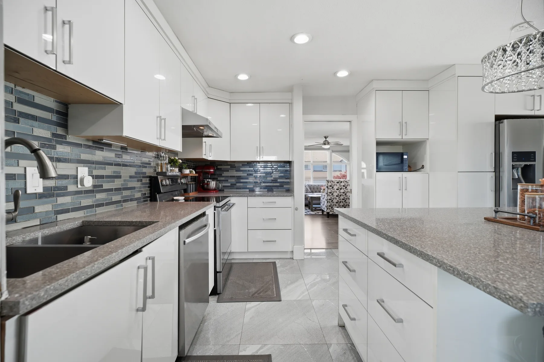 Wagner Drive, Abbotsford, frame 4